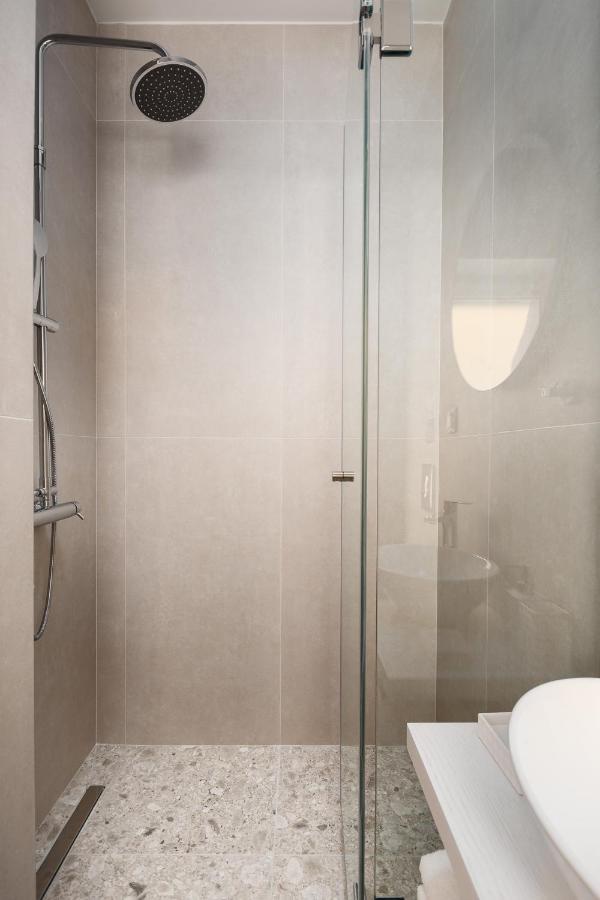 Leonidas - Annunziata Luxury Penthouse Corfu  Ngoại thất bức ảnh